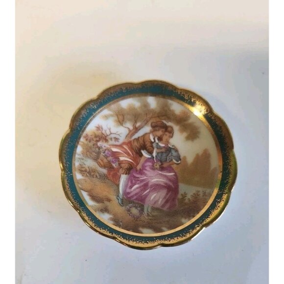 Vintage Porcelain d'Art Limoges Mini Plates Set 5 Courting Scene With 4 Stands - Picture 8 of 11